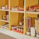 Hotel Kyriad Eco - Ferrand Estaing Clermont-Ferrand