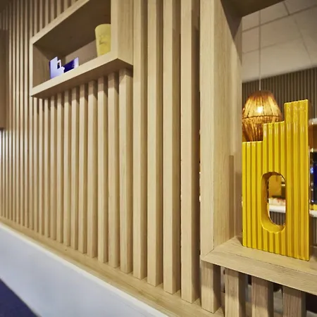 Ξενοδοχείο Kyriad Eco - Ferrand Estaing Κλερμόν Φεράν