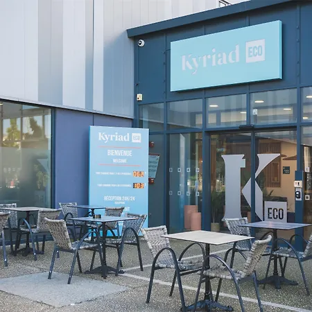 Kyriad Eco - Ferrand Estaing Hotell