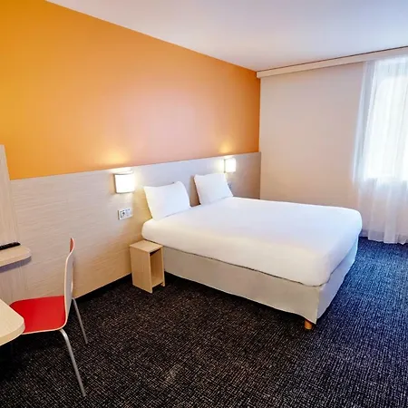 Kyriad Eco - Ferrand Estaing Clermont-Ferrand