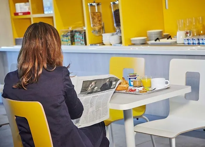 Kyriad Eco - Ferrand Estaing Κλερμόν Φεράν