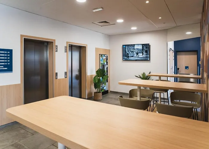 Kyriad Eco - Ferrand Estaing Ξενοδοχείο 2*