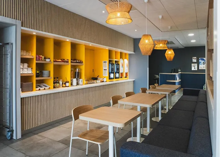 Ξενοδοχείο Kyriad Eco - Ferrand Estaing Κλερμόν Φεράν