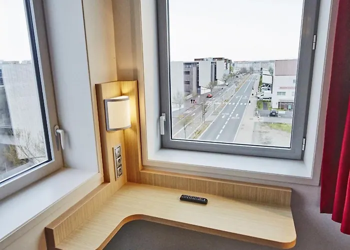 Kyriad Eco - Ferrand Estaing