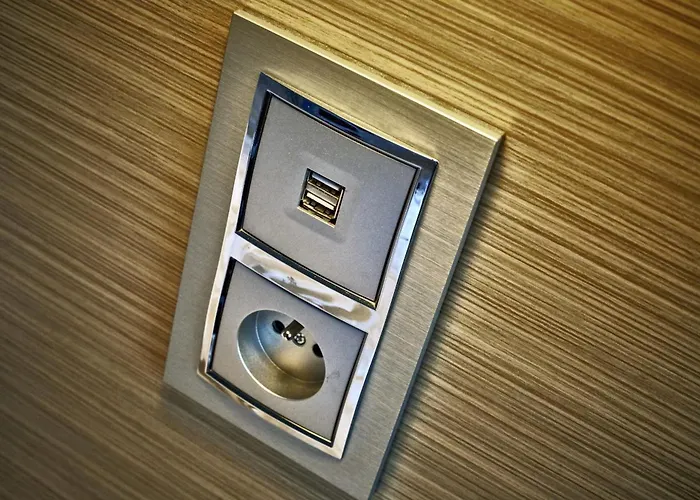 Kyriad Eco - Ferrand Estaing Ξενοδοχείο