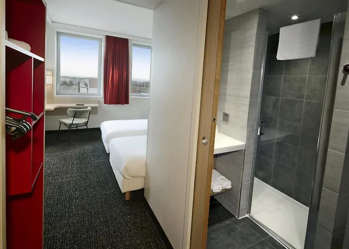 Kyriad Eco - Ferrand Estaing 2* Κλερμόν Φεράν