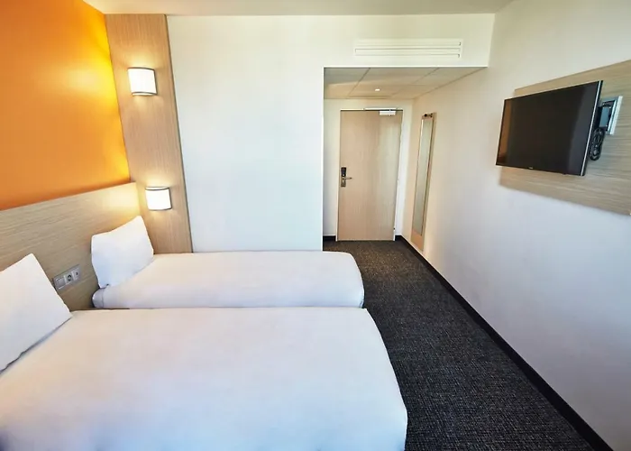 Kyriad Eco - Ferrand Estaing